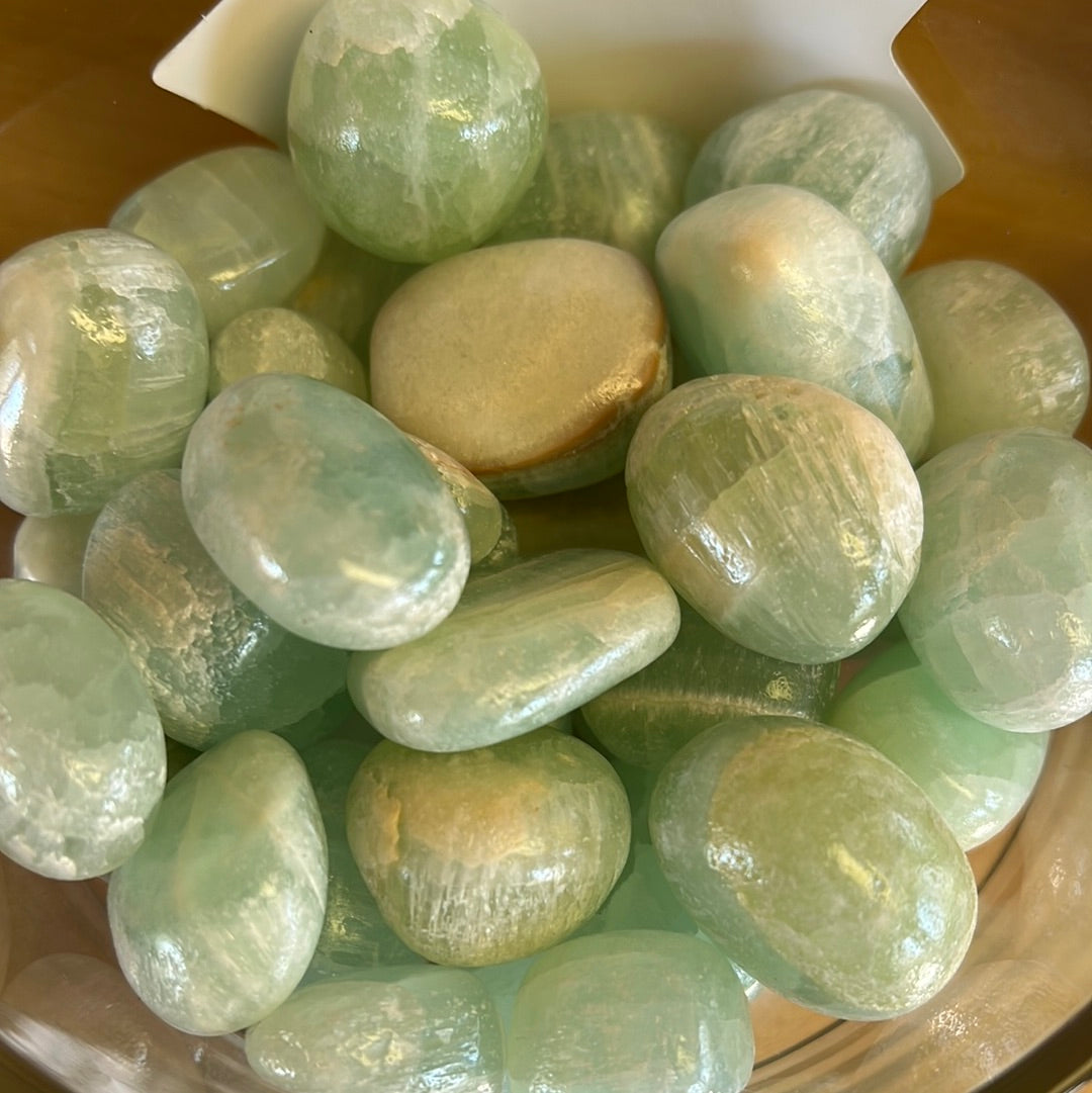 Pistachio calcite tumble stones MMM